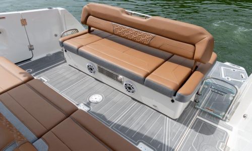 Regal 38 Surf