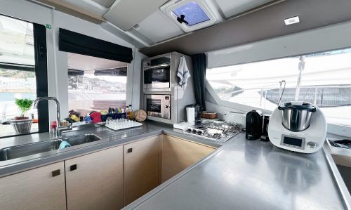 FOUNTAINE PAJOT HELIA 44 MAESTRO